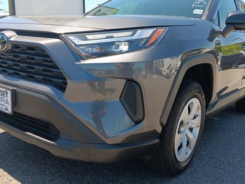 Used 2023 Toyota RAV4 LE AWD/4WD image 9