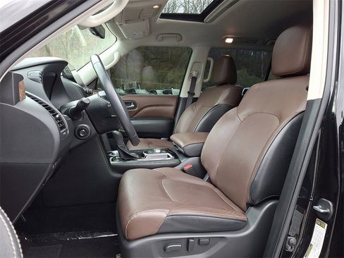 Used 2023 INFINITI QX80 Premium Select w/ Cargo Package image 15