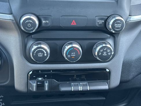 Used 2024 RAM 2500 Big Horn w/ Bed Utility Group image 20