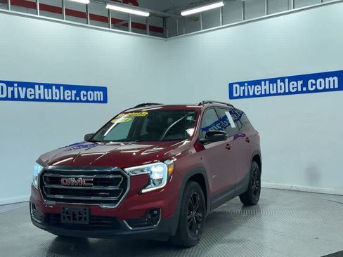 Used 2024 GMC Terrain AT4 AWD/4WD image 6