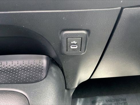 Used 2024 Toyota Corolla LE FWD image 38