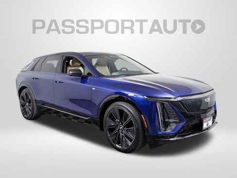 Used 2024 Cadillac Lyriq Sport w/ Nappa Leather Package AWD/4WD image 9