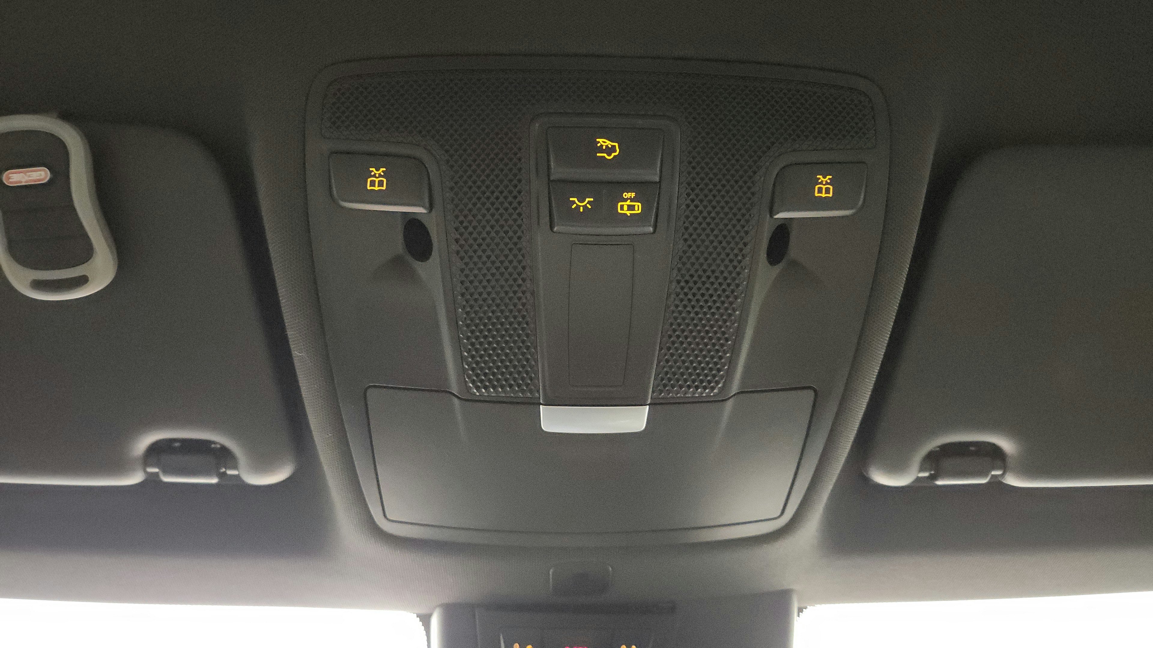 Used 2014 Mercedes-Benz CLA 250 4MATIC image 24