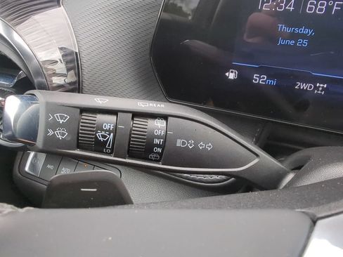 Used 2025 Chevrolet Equinox LT w/ Safety and Technology Package AWD/4WD image 27