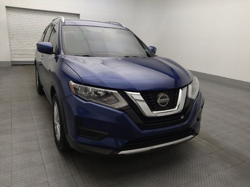 Used 2018 Nissan Rogue SV image 13