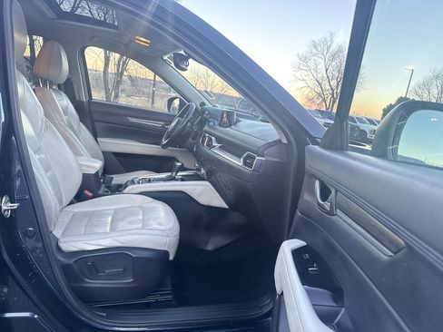 Used 2017 MAZDA CX-5 Grand Touring w/ Premium Package image 27