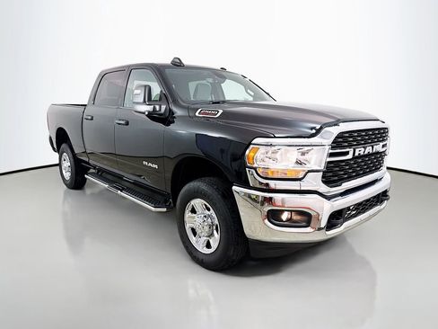 Used 2024 RAM 2500 Big Horn w/ Bed Utility Group image 1