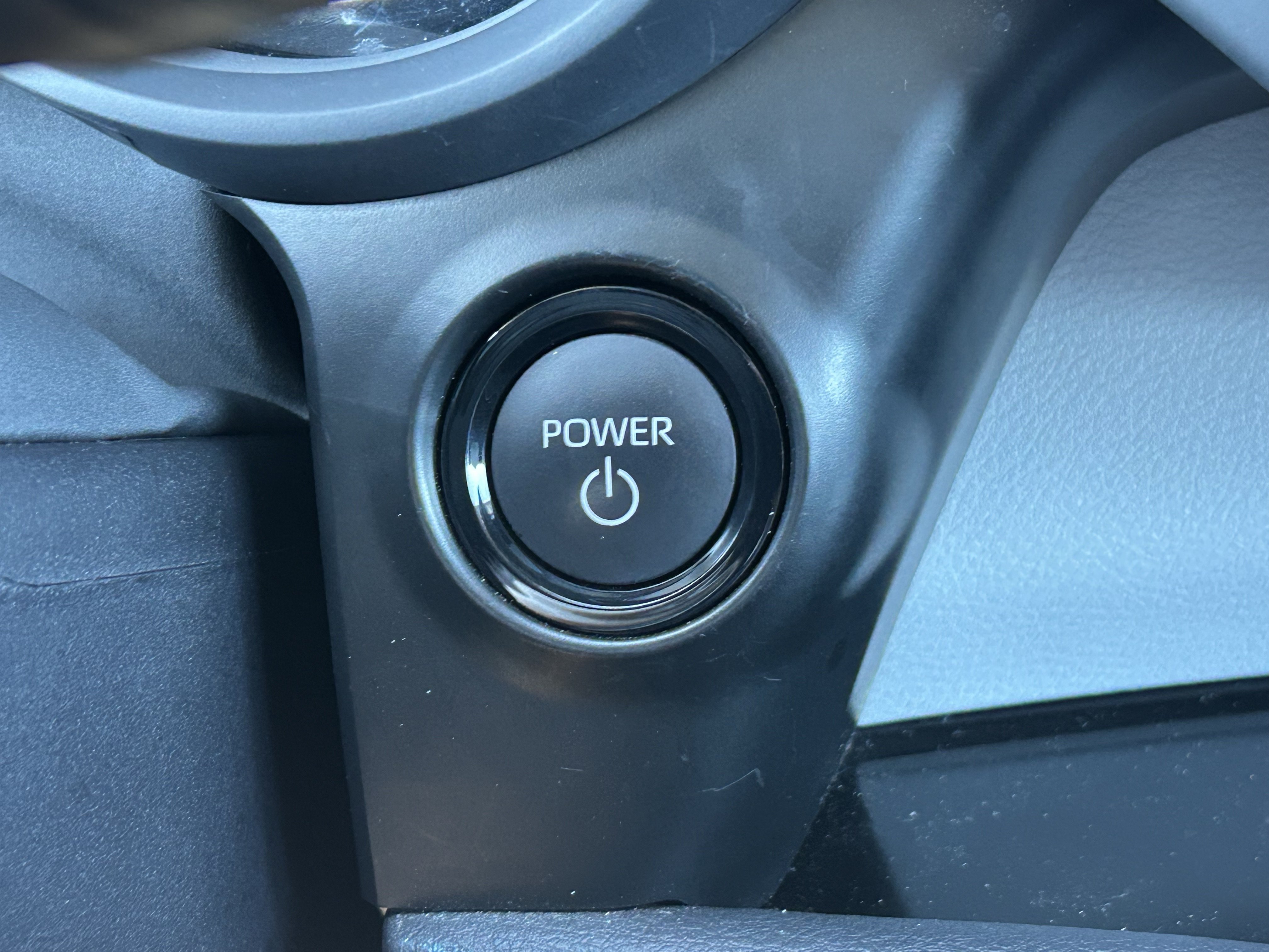 Certified 2026 Toyota Sienna XLE FWD image 24