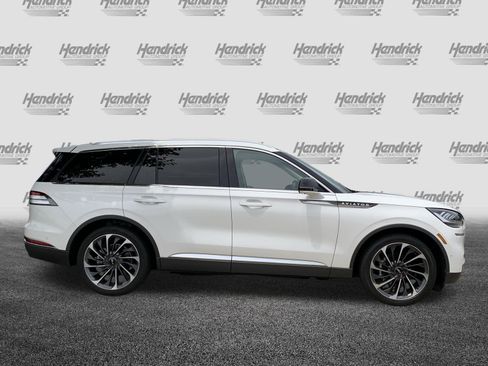 Used 2023 Lincoln Aviator Reserve w/ Equipment Group 201A RWD image 11