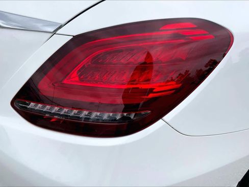 Used 2021 Mercedes-Benz C 300 Sedan image 30