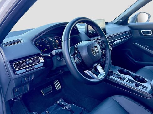 Used 2025 Honda Civic Sport Touring image 9