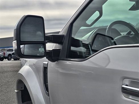 Used 2017 Ford F450 Platinum w/ Platinum Ultimate Package image 11