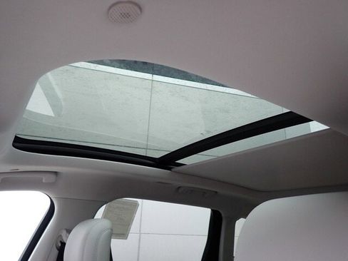 New 2026 Lincoln Nautilus Premier w/ Equipment Group 102A image 43