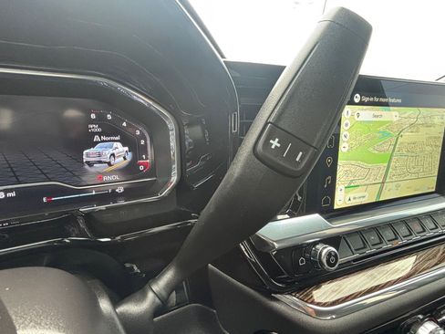 Used 2024 GMC Sierra 1500 Elevation image 46