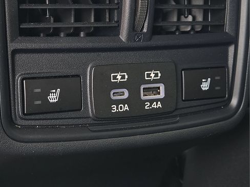 Certified 2026 Subaru Outback Limited AWD/4WD image 21
