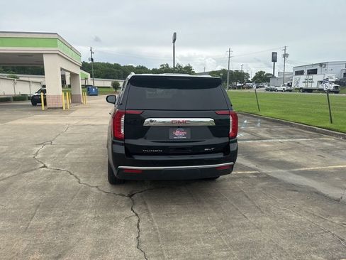 Used 2023 GMC Yukon SLT AWD/4WD image 15