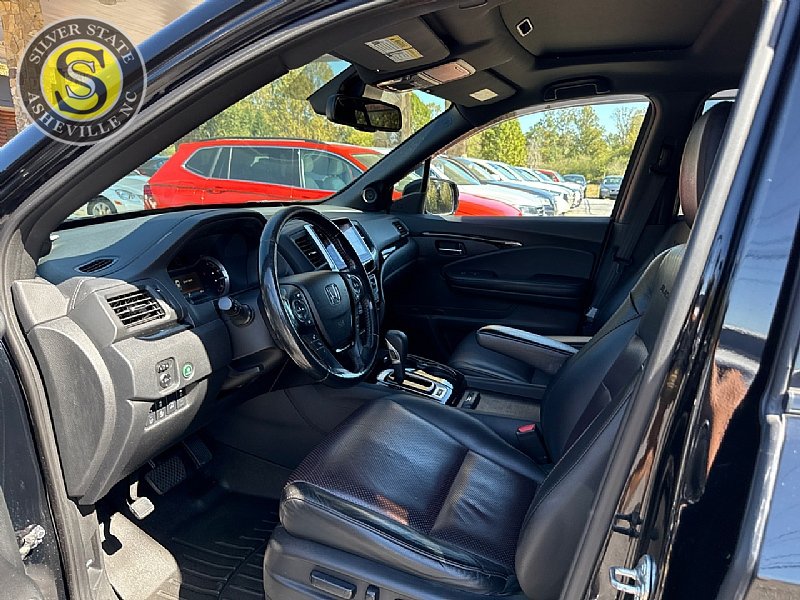 Used 2017 Honda Ridgeline Black Edition image 10