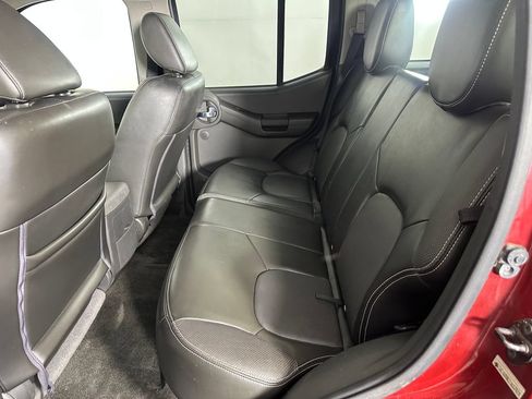 Used 2015 Nissan Xterra PRO-4X w/ Pro-4x Leather Package AWD/4WD image 22