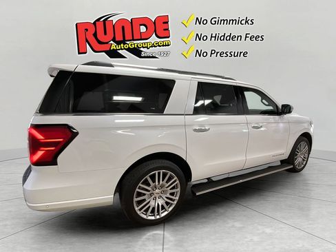 Used 2024 Ford Expedition Max Platinum AWD/4WD image 6