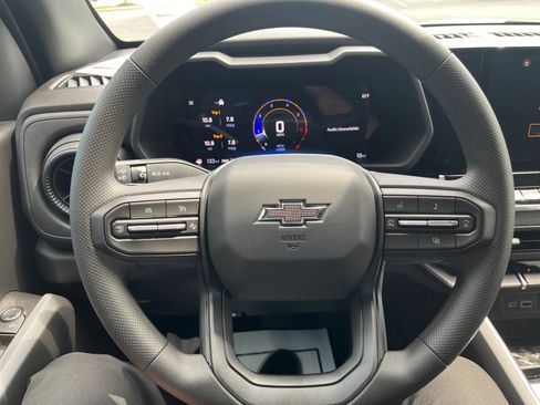 New 2026 Chevrolet Colorado Trail Boss AWD/4WD image 23