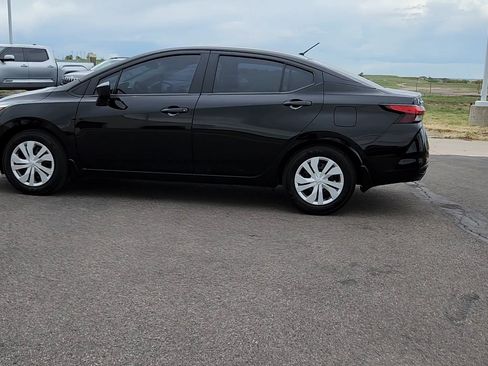 Used 2025 Nissan Versa S w/ Trunk Package FWD image 2