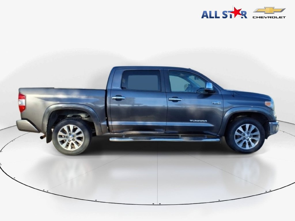 Used 2017 Toyota Tundra Limited w/ Limited Premium Package RWD image 4