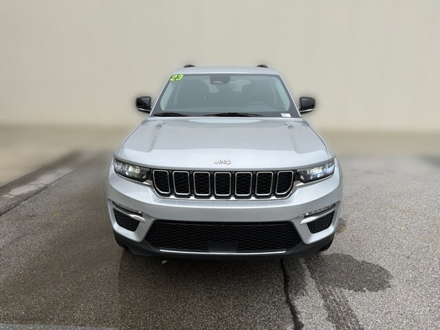 Used 2023 Jeep Grand Cherokee Limited AWD/4WD image 14