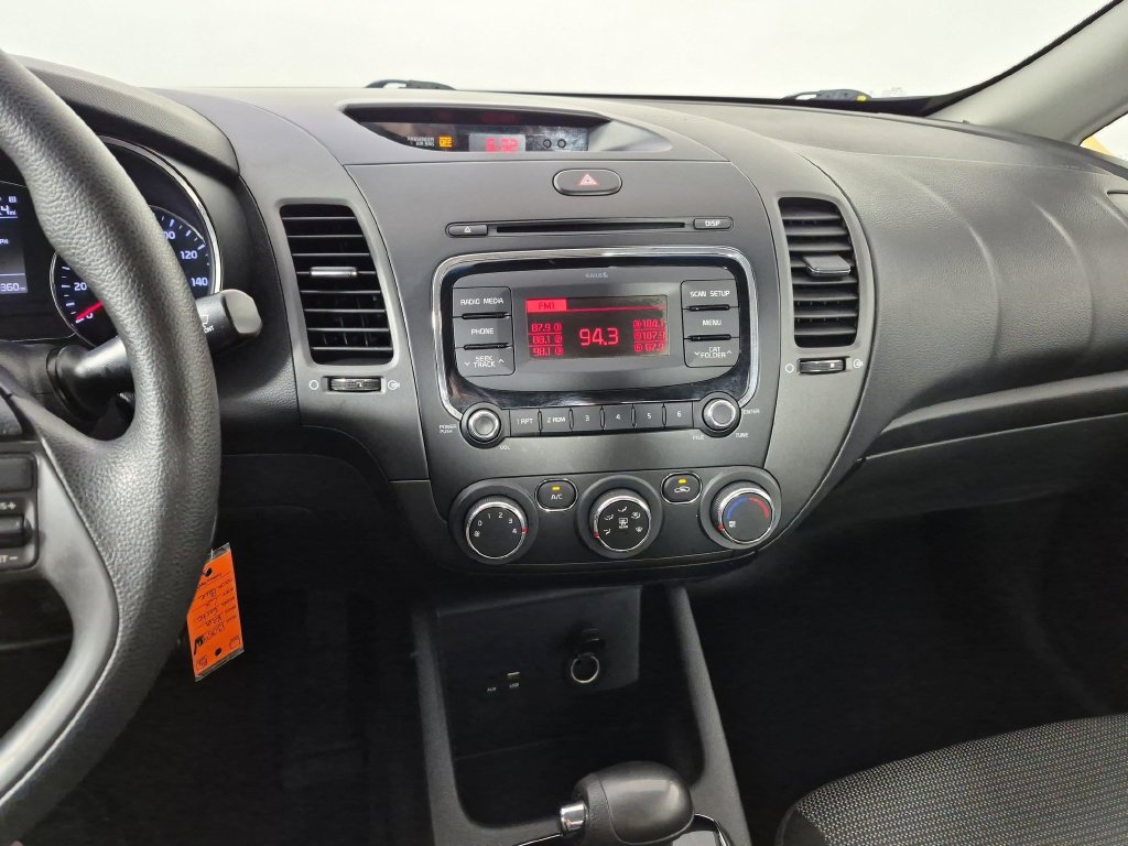 Used 2018 Kia Forte LX FWD image 22