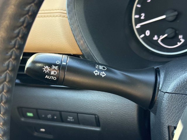 Used 2022 Nissan Sentra SV w/ SV Premium Package FWD image 27