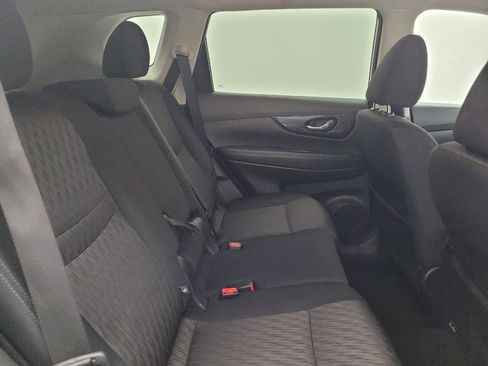 Used 2018 Nissan Rogue SV FWD image 19