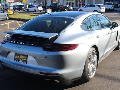 Used 2018 Porsche Panamera 4 AWD/4WD image 3