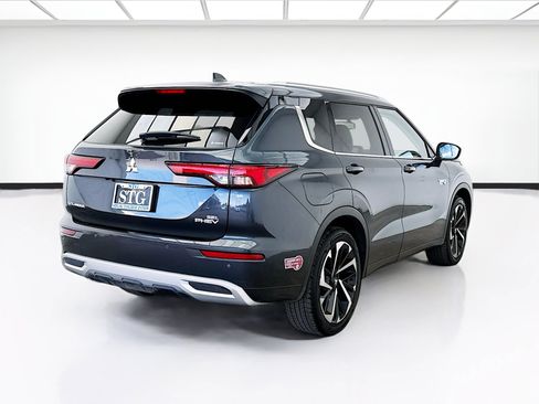 Used 2024 Mitsubishi Outlander SEL AWD/4WD image 4