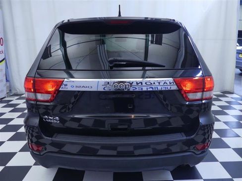 Used 2013 Jeep Grand Cherokee Laredo AWD/4WD image 6