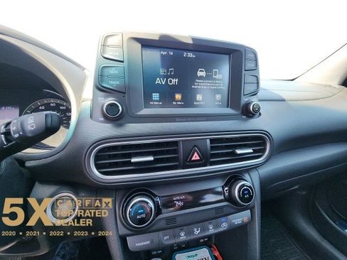 Used 2018 Hyundai Kona Limited image 27