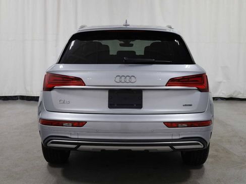 Used 2023 Audi Q5 2.0T Premium w/ Convenience Package image 7