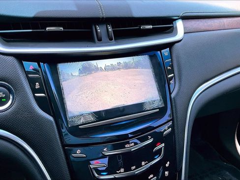Used 2019 Cadillac XTS Luxury FWD image 29