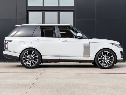 Used 2021 Land Rover Range Rover Westminster Edition image 9