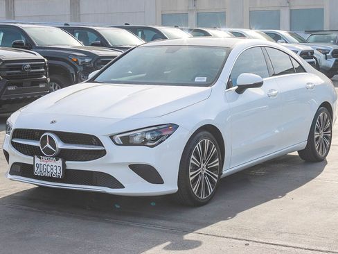 Used 2023 Mercedes-Benz CLA 250 CLA 250 image 3
