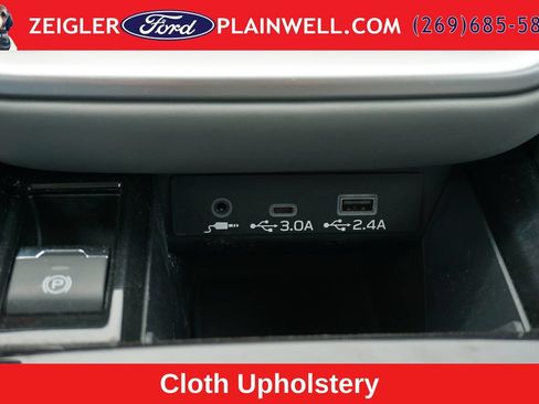 Used 2023 Subaru Outback Premium AWD/4WD image 21