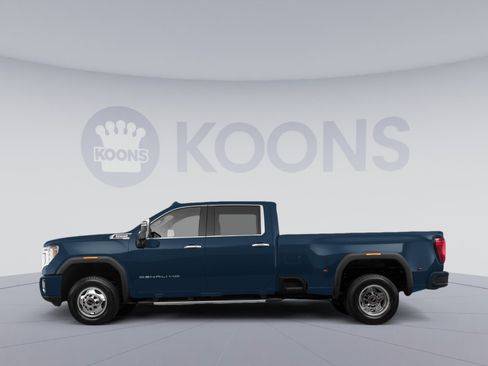 Used 2021 GMC Sierra 3500 Denali w/ Denali Ultimate Package AWD/4WD image 2