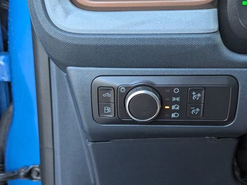 Certified 2022 Ford Maverick Lariat w/ Lariat Luxury Package FWD image 27