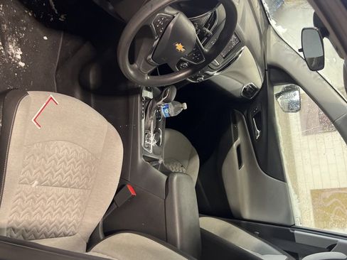 Used 2024 Chevrolet Equinox LS w/ LS Convenience Package image 7