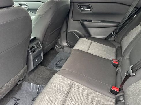 Used 2025 Nissan Rogue SV FWD image 14
