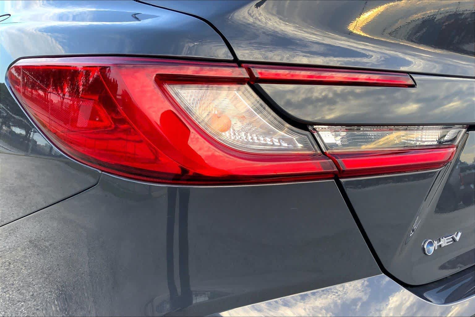 Used 2025 Toyota Camry LE FWD image 28