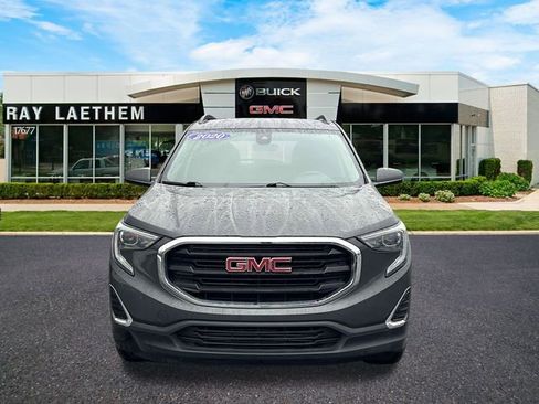 Used 2020 GMC Terrain SLE w/ Driver Convenience Package image 8