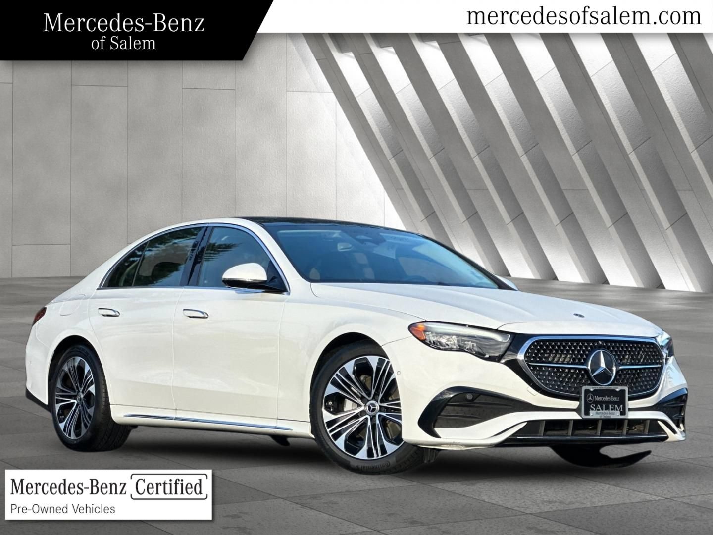 Used 2025 Mercedes-Benz E 350 4MATIC Sedan image 1