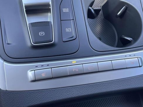 New 2026 Kia Carnival LXS image 38