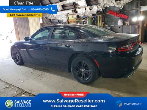 Used 2015 Dodge Charger SE w/ Popular Equipment Group RWD image 3