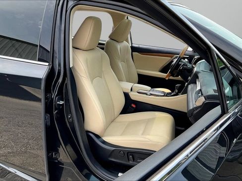 Used 2022 Lexus RX 350 FWD w/ Premium Package image 28