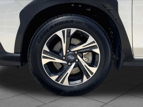 Certified 2024 Subaru Crosstrek 2.0i Premium AWD/4WD image 11